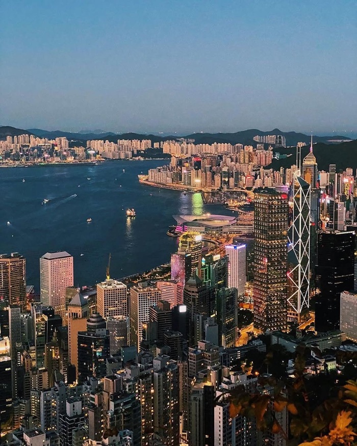 Ghé thăm công viên Victoria (Victoria Park) rực rỡ ánh đèn. Nguồn: hongkong.explore