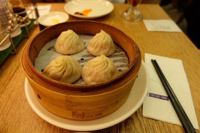 Bánh bao thơm lừng ở các con phố, ẩm thực Hồng Kông nổi tiếng