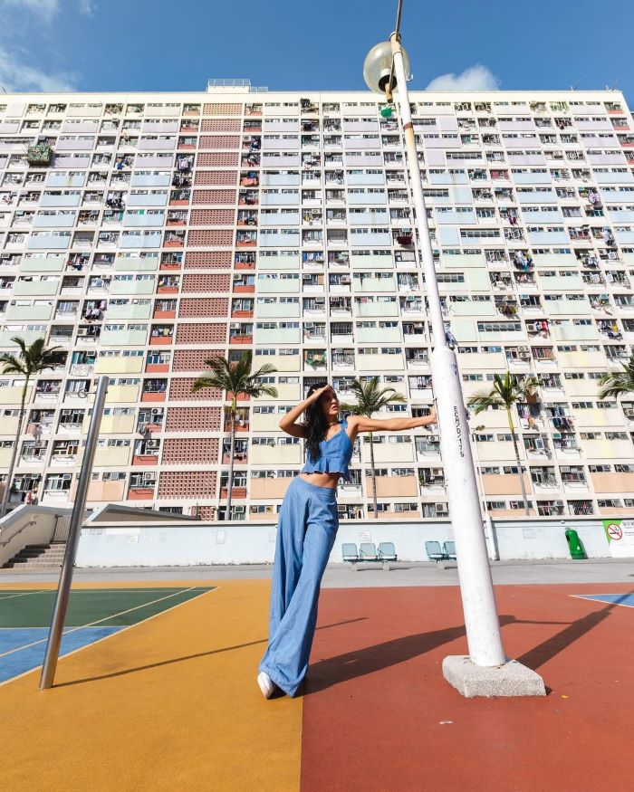 Địa điểm check in nổi tiếng khi đến Hồng Kông - Nhà cầu vồng