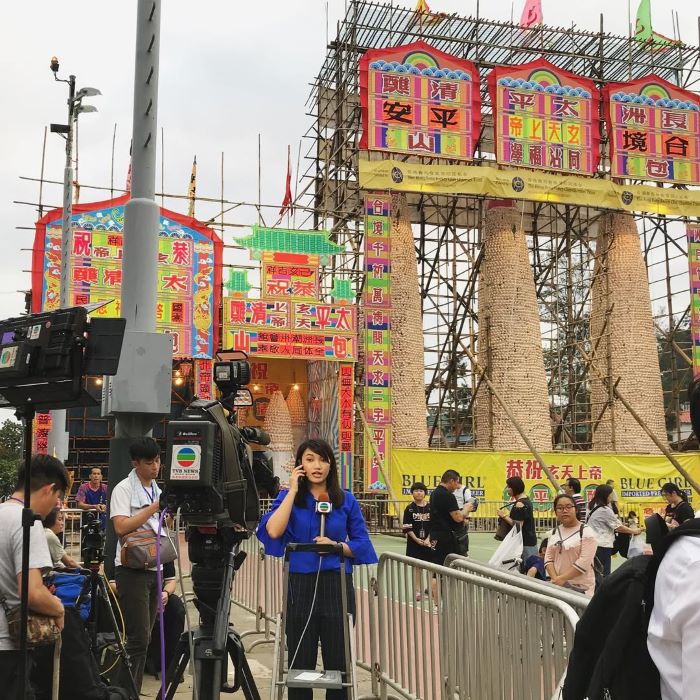 Những chiếc bánh bao tạo thành tháp lớn ở lễ hội