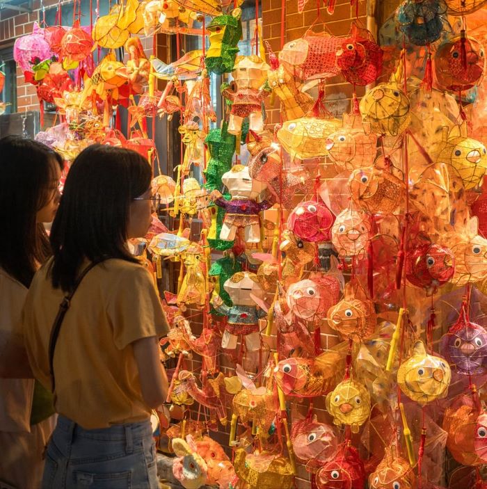 Lễ hội đèn lồng rực rỡ sắc màu nổi bật vào mùa xuân