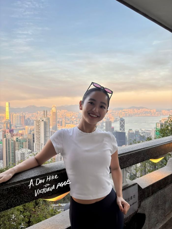 Đứng trên đỉnh Victoria và ngắm nhìn phố phường ở dưới