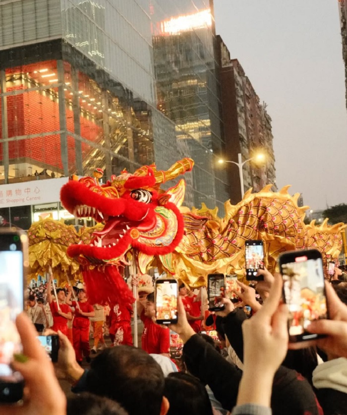 Xem những màn biểu diễn múa lân trong dịp Tết Nguyên Đán đặc sắc