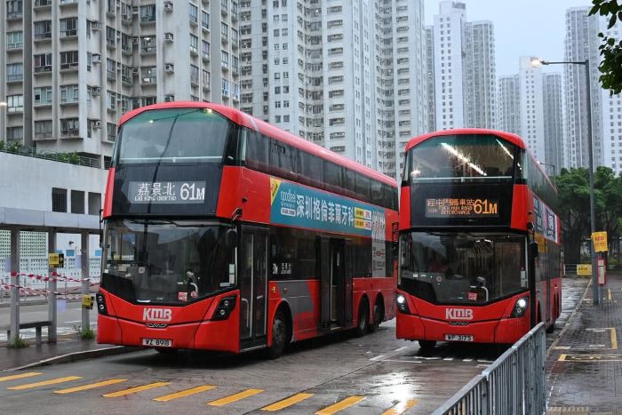 Di chuyển lên núi Thái Bình bằng xe buýt cũng rất thú vị