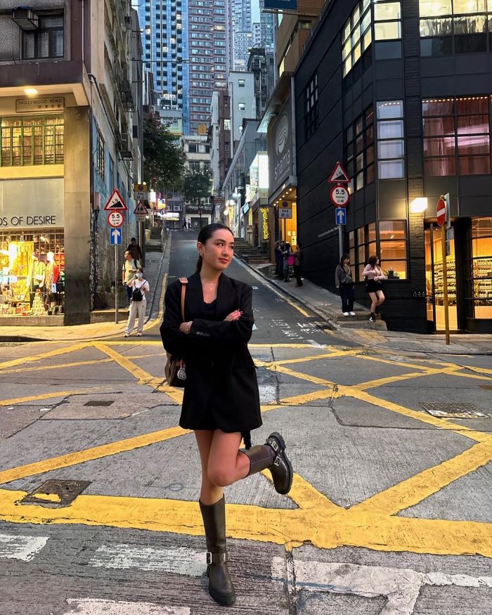 Check in ở khu phố sôi động Soho Hồng Kông