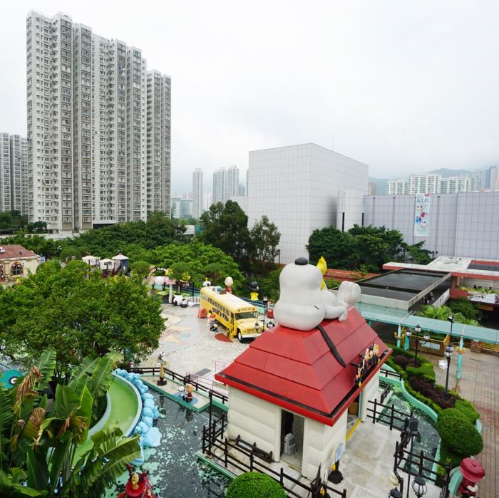 Khung cảnh từ trên cao nhìn xuống ở công viên Snoopy’s World Hồng Kông