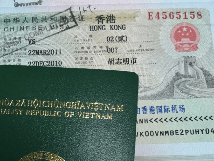 Chuẩn bị giấy tờ đầy đủ để việc xin visa đi Hồng Kông thuận lợi