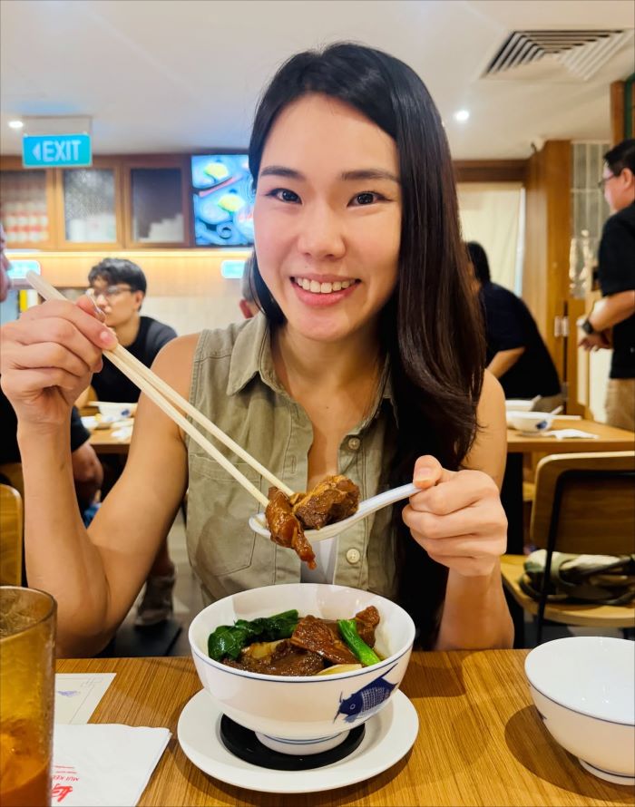 Thưởng thức nhiều món ăn ngon, nổi tiếng ở Hồng Kông