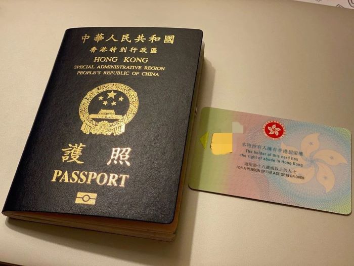 Các giấy tờ, vé máy bay cần chuẩn bị cho chuyến đi Hồng Kông