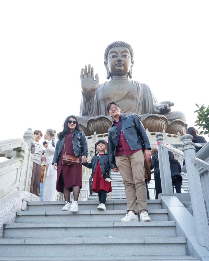 Cùng gia đình khám phá du lịch Hồng Kông nổi tiếng ở Ngong Ping